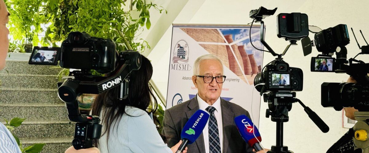 E6ca5329c4904fb1972c9e29b35c8442 1200x500