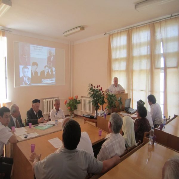 3679d67cea6b49b98f23b76cb59c04b8