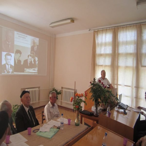 Afb51870271144d2a7c501dd21e8cd80